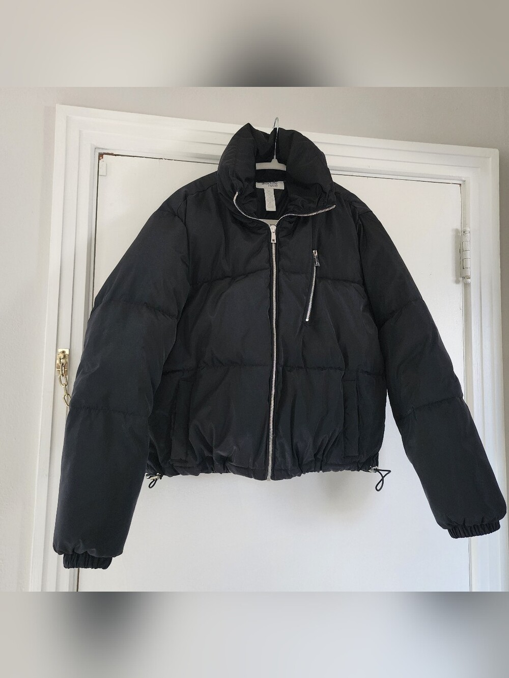 Women's Charlotte Russe Black Polyester Cropped Puffer Jacket Size M Zippers